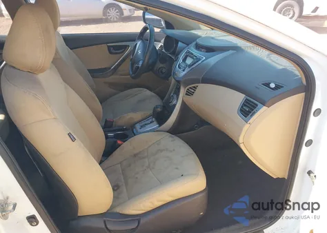 2011 Hyundai Elantra Gls z USA, uszkodzony, nr VIN 5NPDH4AE1BH060807